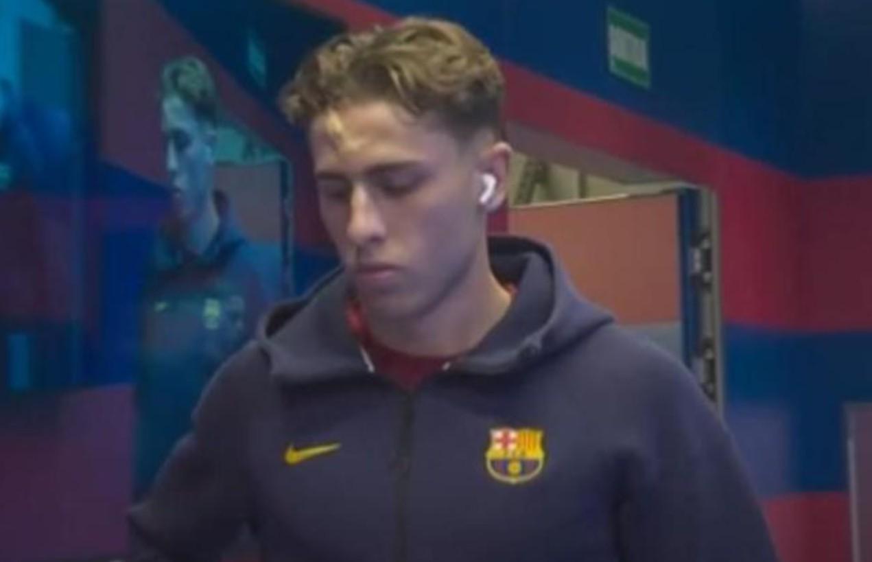 开云体育下载-费尔明头部受伤近照：额头贴着敷料，能明显看到肿块